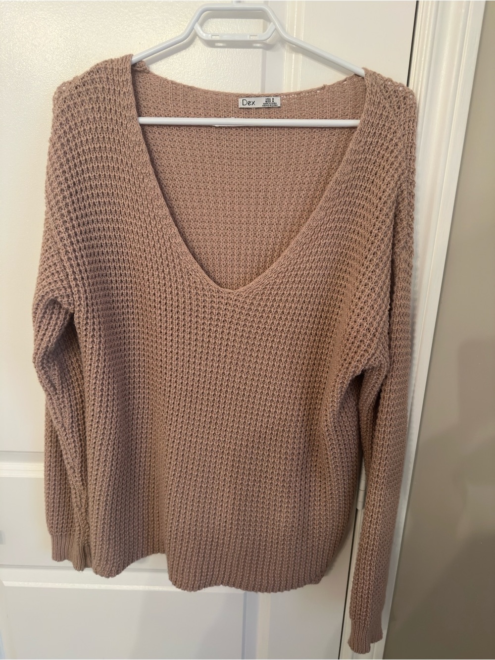 Dex V‑Neck Waffle Knit Sweater in Mauve Taupe